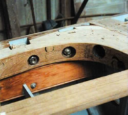 Lodging knee
